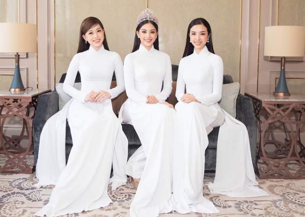 Hoa hậu Đỗ Mỹ Linh, Trần Tiểu Vy, Lương Thuỳ Linh đọ dáng với áo dài trắng 2