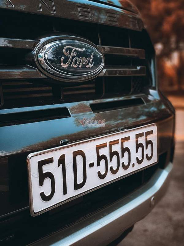 Trúng biển ngũ quý 5, Ford Ranger tăng giá gấp 3, rao 3 tỷ đồng 3