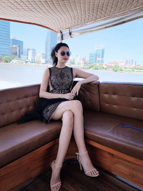 Nhan sắc Thúy Vân và hội mỹ nhân Hoa hậu Hoàn vũ Việt Nam sau nửa năm 19