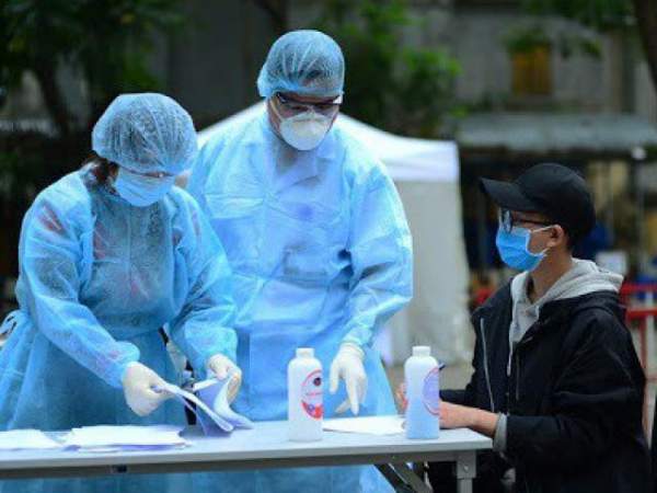 Bộ Y tế công bố thêm 7 ca mới nhiễm COVID-19, số ca mắc ở Việt Nam tăng lên 349 2