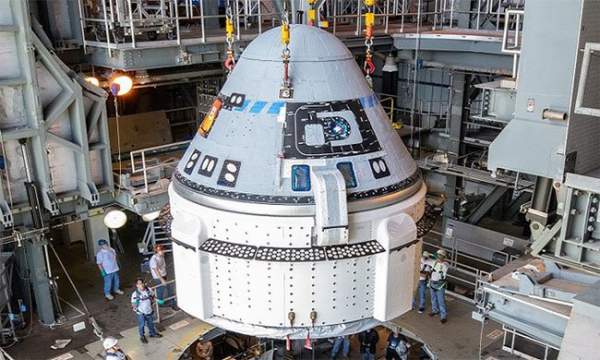 Tàu vũ trụ Boeing sẽ chở người vào vũ trụ năm 2021