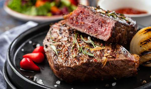 Tại sao việc ăn ít thịt bò đi lại tốt cho cả bạn lẫn hành tinh? 2