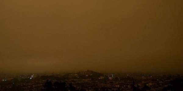 Cháy rừng khiến bầu trời San Francisco biến thành màu cam như sao Hỏa 4