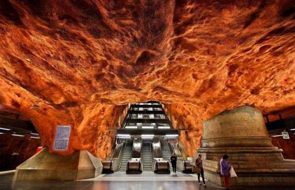 9 ga tàu điện ngầm đẹp nhất thế giới 3