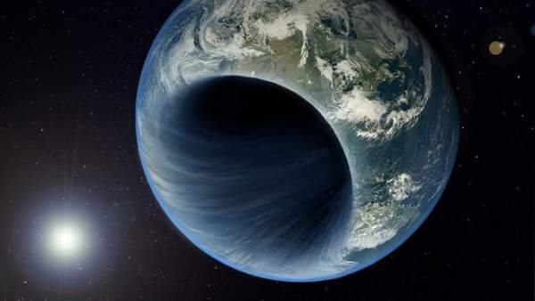 Chuyện gì sẽ xảy ra nếu một lỗ đen nhỏ bằng đồng xu đột nhiên xuất hiện trên Trái đất? 2
