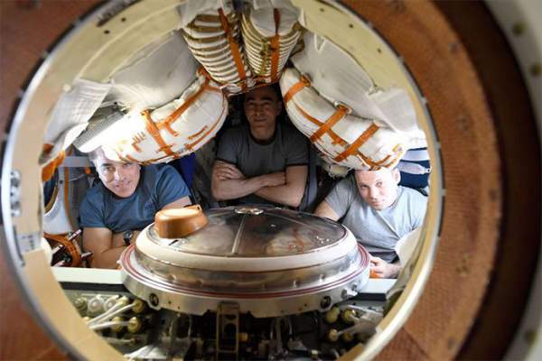 Ba phi hành gia trở về từ không gian trước cột mốc 20 năm trạm vũ trụ