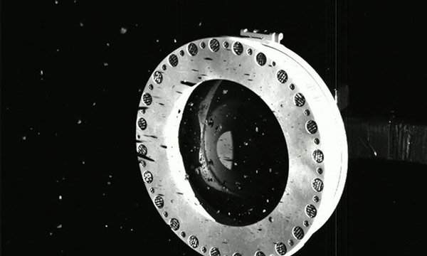 Tàu NASA để mất một phần mẫu vật tiểu hành tinh