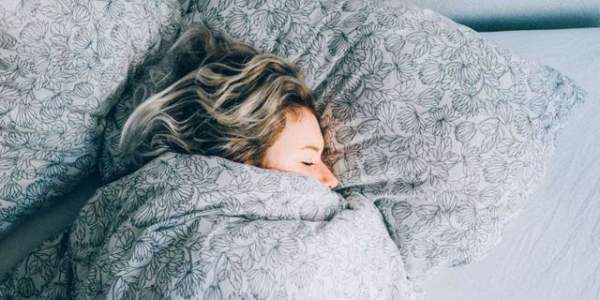Kỹ thuật thở 4-7-8 giúp ngủ ngon nhanh hơn 1