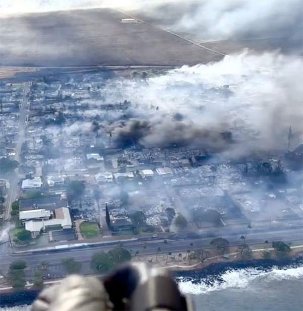 Chùm ảnh biển lửa tại "thiên đường" Hawaii khiến 270 tòa nhà bị thiêu rụi, 53 người chết 4