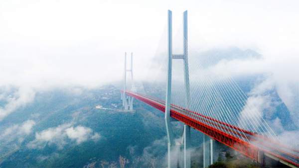 Bí ẩn vùng đất toàn cây cầu "khổng lồ" cao nhất thế giới của Trung Quốc 3
