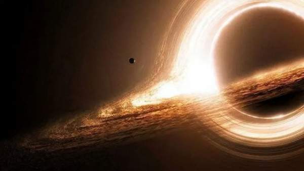 Bạn sẽ thấy gì nếu rơi vào lỗ đen? 2