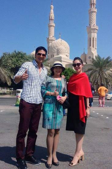 Thủy Tiên, Linh Nga đọ sắc ở Dubai 9