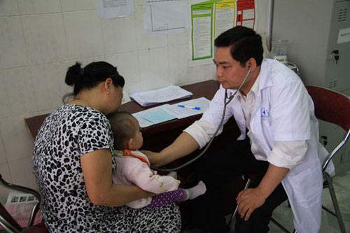 Bộ Y tế lập đường dây nóng giải đáp về vắc-xin tiêm miễn phí