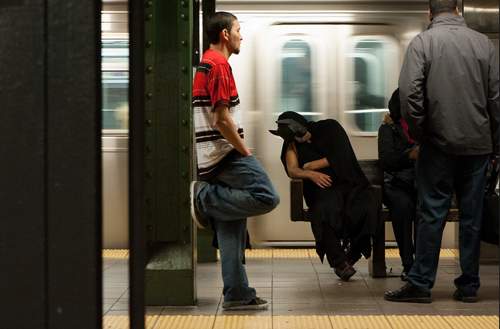 Đi tàu điện ngầm cùng ác quỷ và siêu nhân ở New York 8