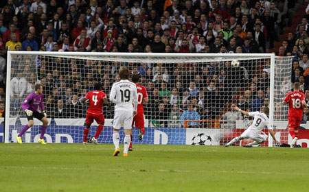 Tài năng của Mignolet giúp Liverpool tránh thua đậm Real Madrid 10