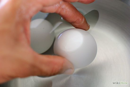 3 cách kiểm tra trứng ung đơn giản mà chính xác 2