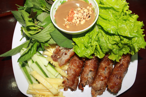 3 món nem nướng thơm ngon ở Sài Gòn 2