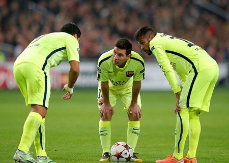Những khoảnh khắc làm nên lịch sử của Lionel Messi 13