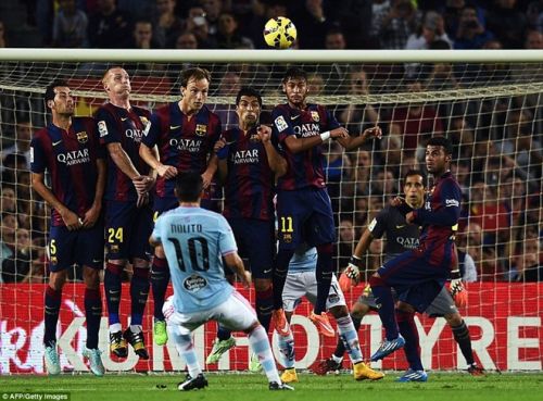 Messi, Suarez thất vọng vì Barca mất ngôi đầu vào tay Real 8