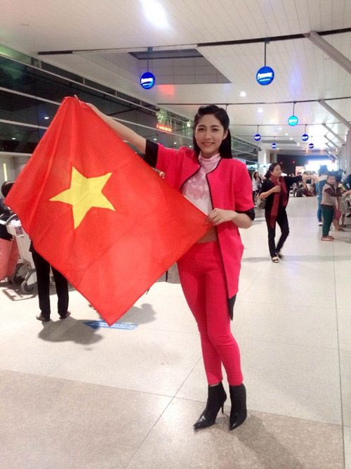 Đại diện Việt bị chê lép vế tại HH chuyển giới 2014 7