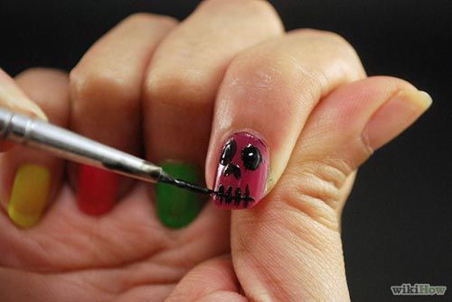 Hướng dẫn vẽ nail Halloween kỳ bí, ấn tượng 4