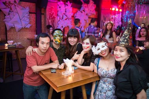 Hóa trang Halloween thú vị như sao Việt 2