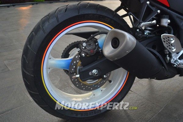 Yamaha R25 lên đĩa đôi, lốp bánh lớn của biker Indonesia 4