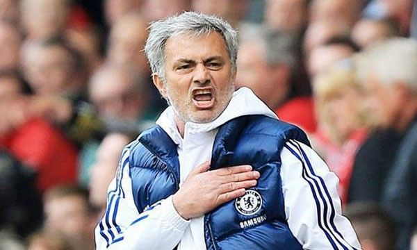 Liverpool - Chelsea: Diego Costa đá chính, Drogba dự bị 5