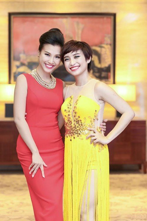 Bạn gái Huỳnh Anh nổi bật với váy cắt xẻ gợi cảm 6