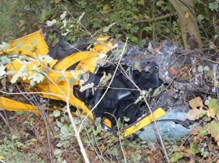 Siêu xe McLaren 12C mất lái, hai người thiệt mạng 3