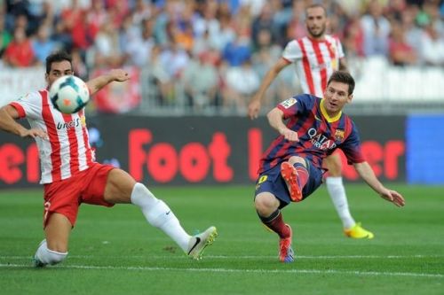 Almeria 1-2 Barca: Suarez giúp Barca ngược dòng 5