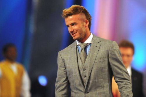 21 kiểu tóc trải dài theo năm tháng của David Beckham 15
