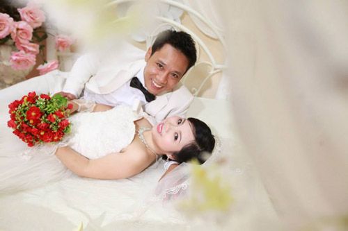 Đám cưới như mơ của cô dâu khuyết tật và chú rể hào hoa 8