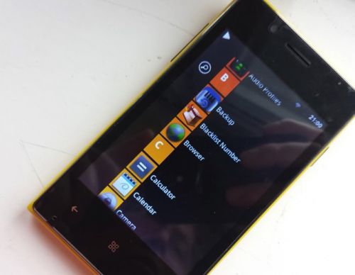 Điện thoại nhái Lumia 1020 giá gần 700.000 đồng 8