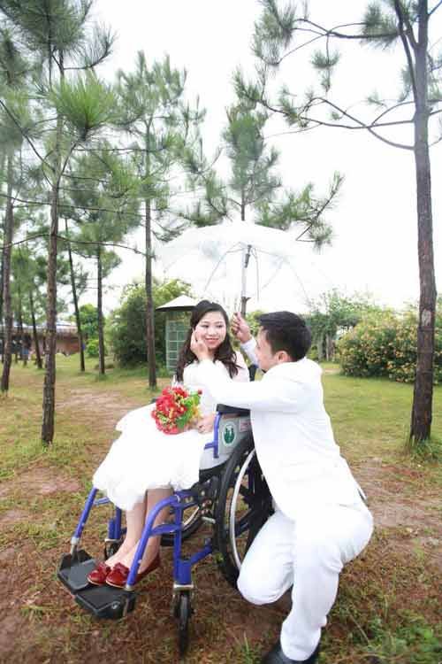 Đám cưới như mơ của cô dâu khuyết tật và chú rể hào hoa 2