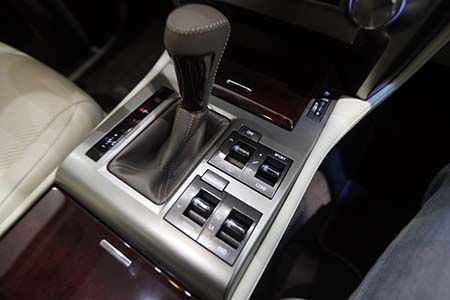 Lexus GX460 có giá 3,766 tỷ đồng 16