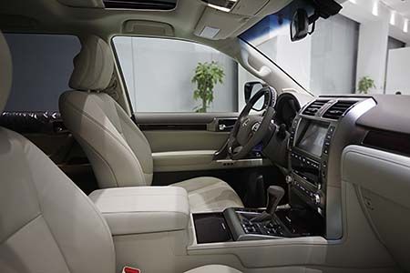 Lexus GX460 có giá 3,766 tỷ đồng 13