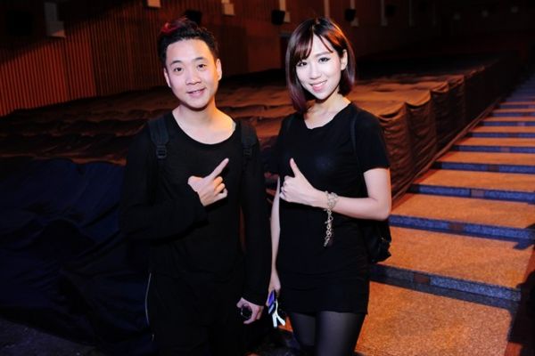 Bảo Anh - Hoàng Tôn sành điệu đi tập Zing Music Awards 16