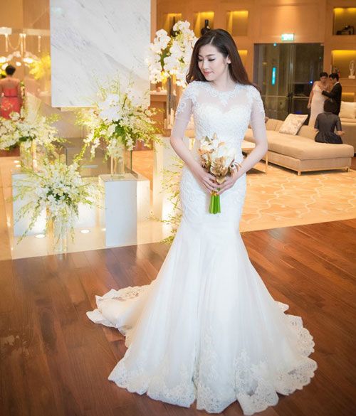 Học lỏm cách tạo dáng với váy cưới của sao Việt 6
