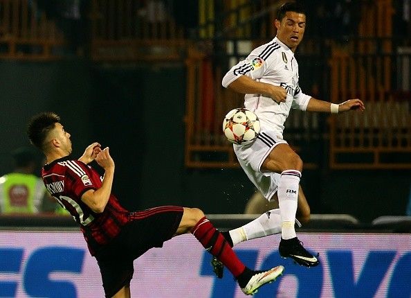 Ronaldo ghi bàn, Real vẫn thua muối mặt 2-4 trước Milan 18