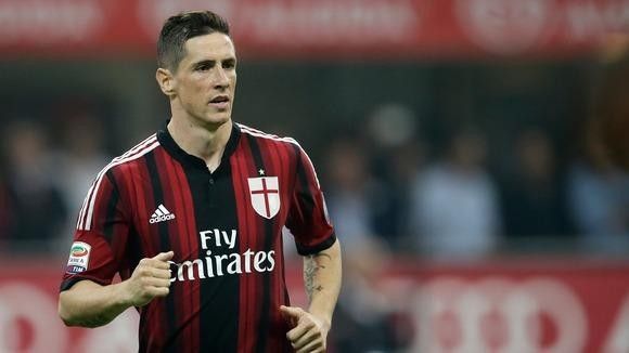 Ronaldo ghi bàn, Real vẫn thua muối mặt 2-4 trước Milan 11