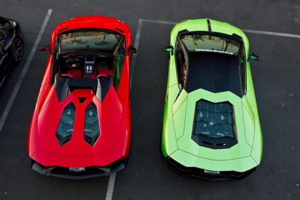 Hàng chục siêu xe Lamborghini đủ màu sắc khoe dáng tại Mỹ 3