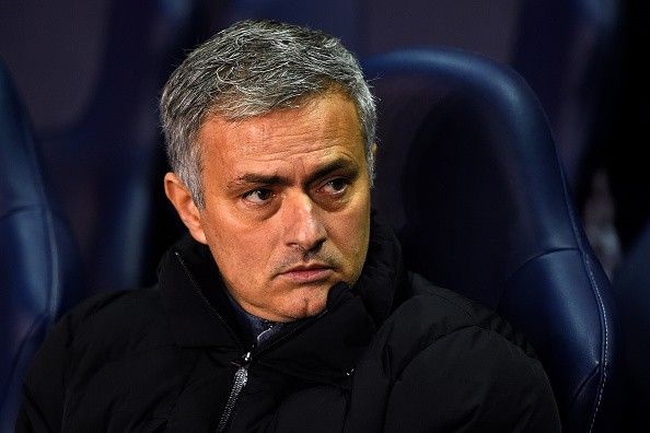 Tottenham 5-3 Chelsea: Mourinho nổi điên và chết lặng 16
