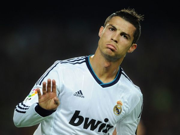 Những kỷ lục ấn tượng nhất được Cristiano Ronaldo chinh phục 2