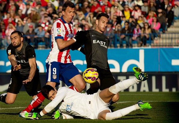 Atletico chào Torres bằng chiến thắng 3-1 trước Levante 11