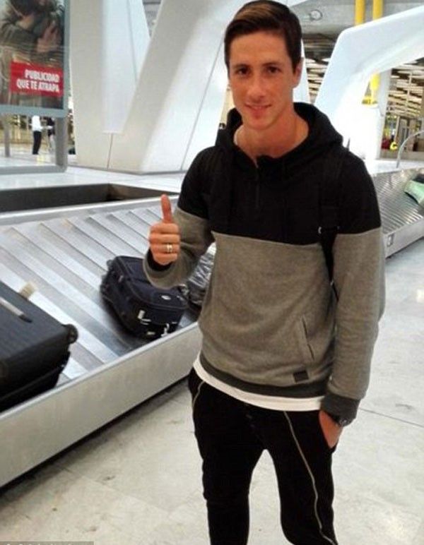 Torres được fan chào đón nồng nhiệt khi trở lại Atletico 4