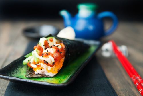 Làm sushi Nhật kiểu mới độc đáo 11
