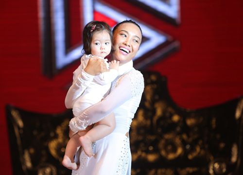 Chồng Đoan Trang tỏ tình vợ trước hàng triệu khán giả 5
