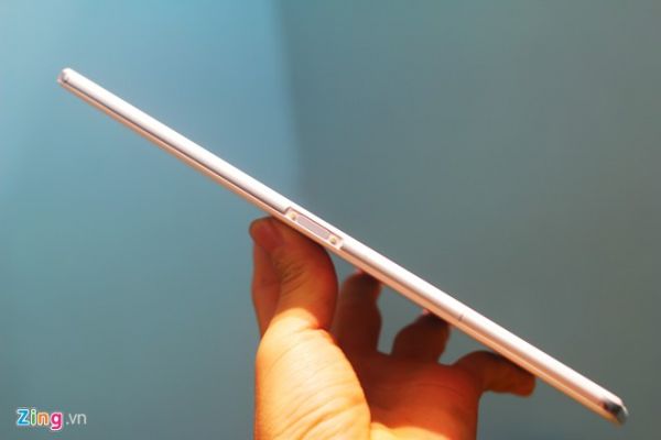 Sony Xperia Z3 Tablet Compact siêu mỏng về VN 5