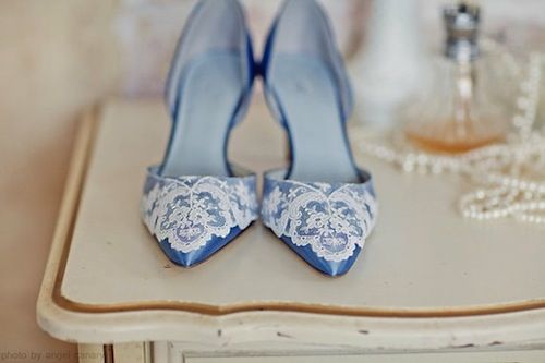 Xu hướng giày cô dâu 2012 2